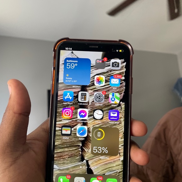 iPhone XR unlocked